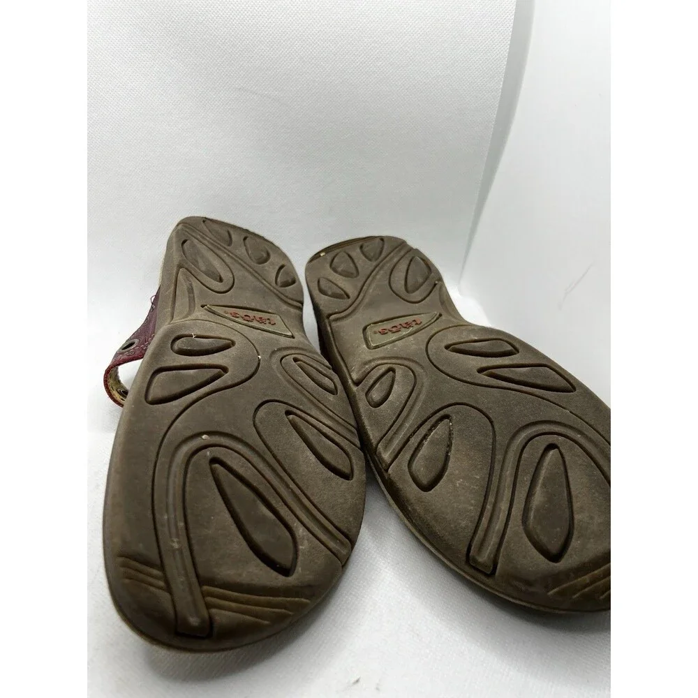 Taos Footwear worn few